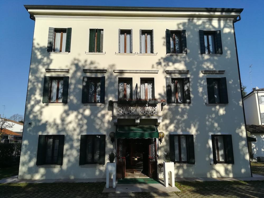 Hotel Scala Treviso Ngoại thất bức ảnh
